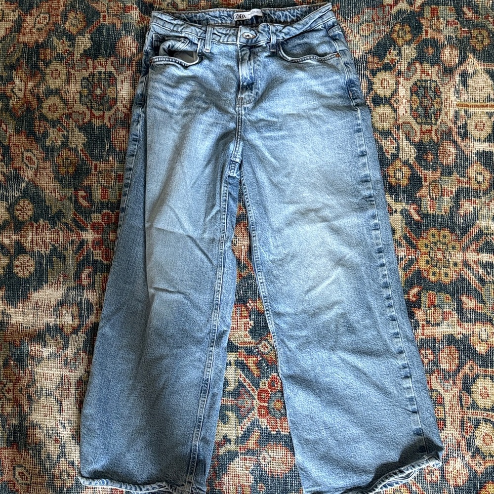 Zara wide leg slightly cropped jeans